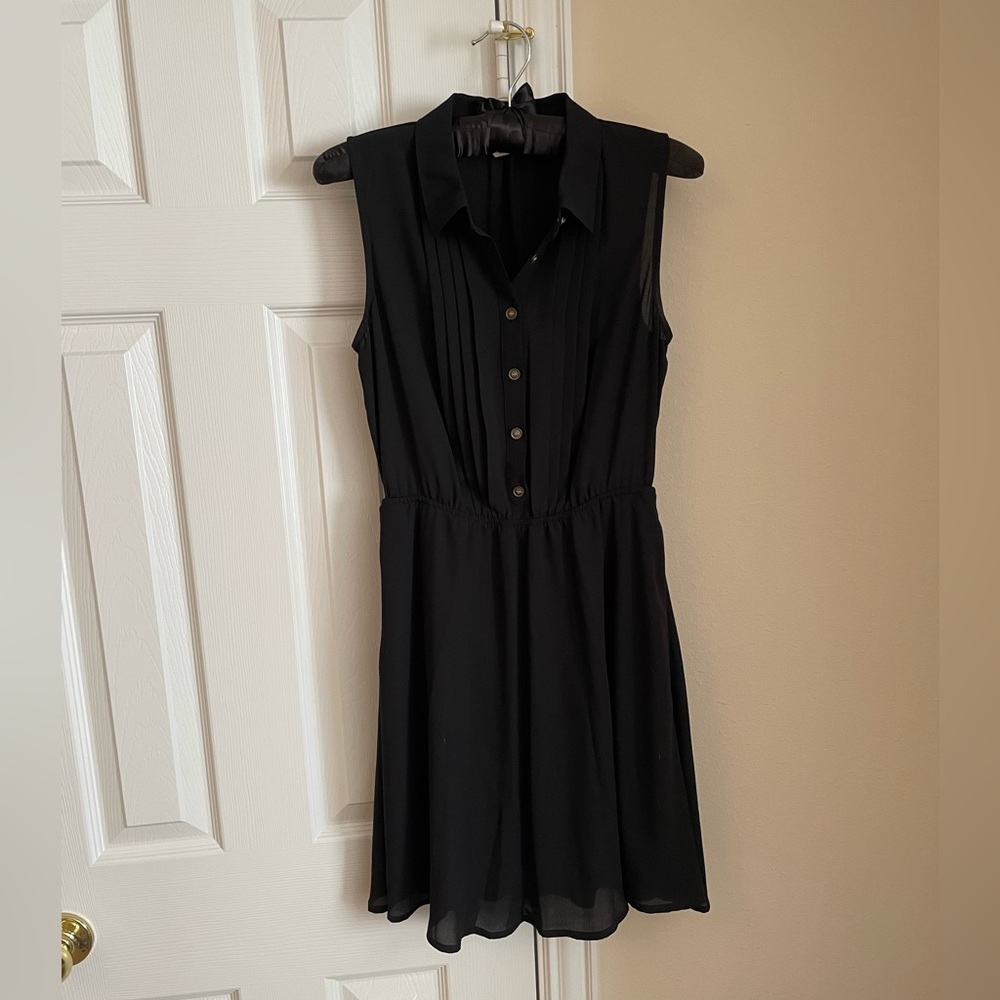 Maison Jules black dress. Size small